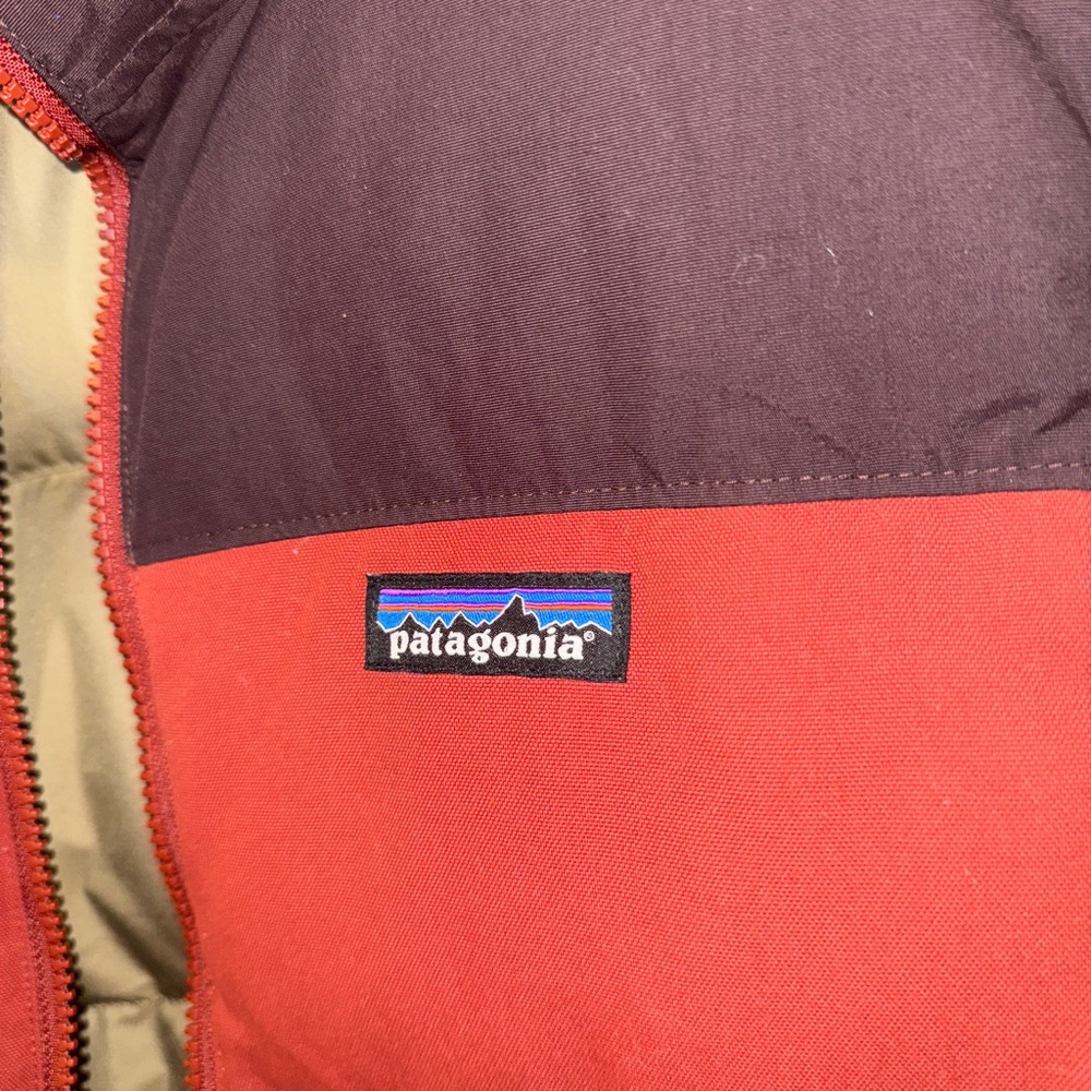 Patagonia Men's Reversible Bivy Down Vest - Picture 4 of 12